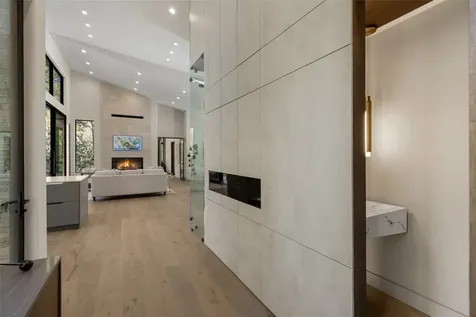 1616 N 4th Street Highlands NC 28741