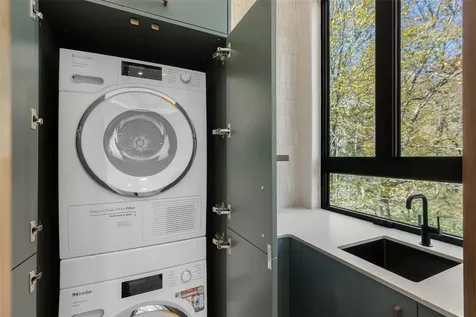 1616 N 4th Street Highlands NC 28741