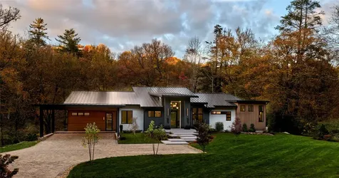 1616 N 4th Street Highlands NC 28741