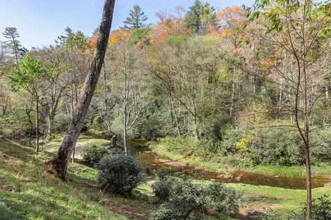 1616 N 4th Street Highlands NC 28741