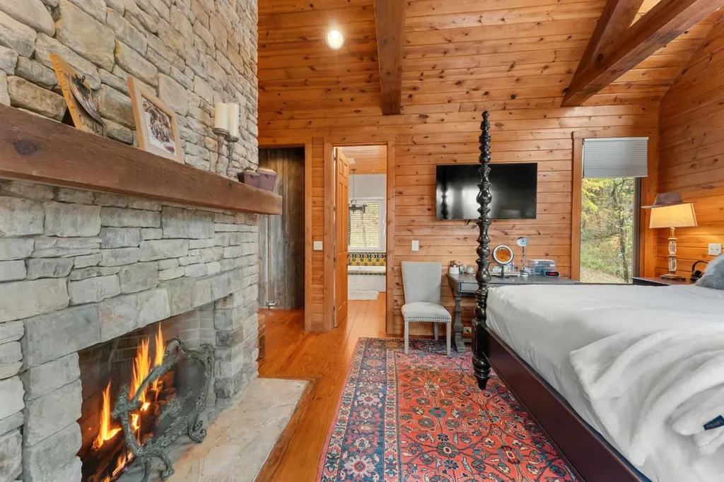 369 Ritchie Road Scaly Mountain NC 28775