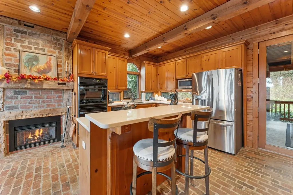 369 Ritchie Road Scaly Mountain NC 28775