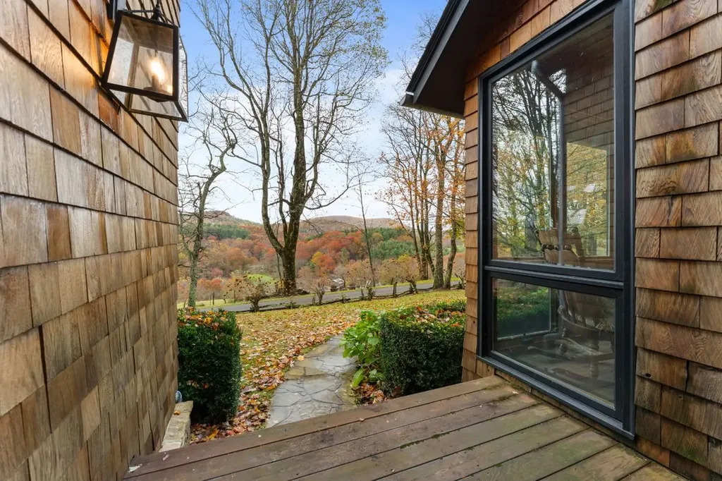 369 Ritchie Road Scaly Mountain NC 28775