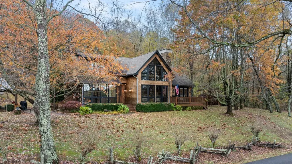 369 Ritchie Road Scaly Mountain NC 28775