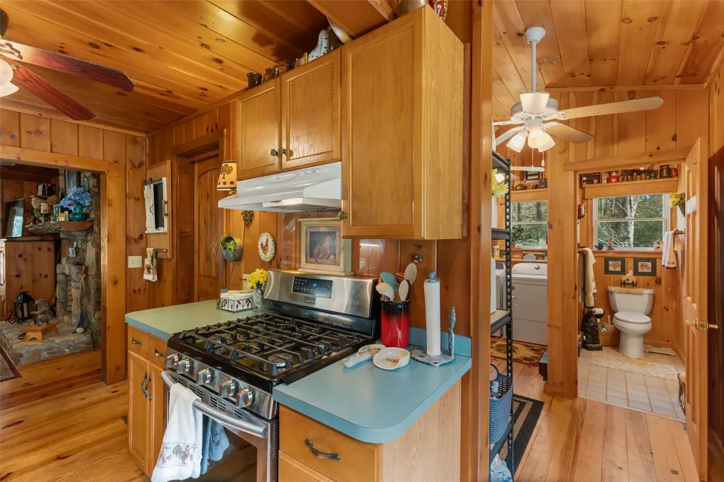 11 Sky Ranch Lane Cashiers NC 28717