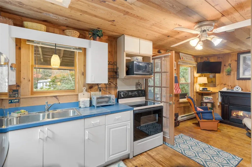 11 Sky Ranch Lane Cashiers NC 28717