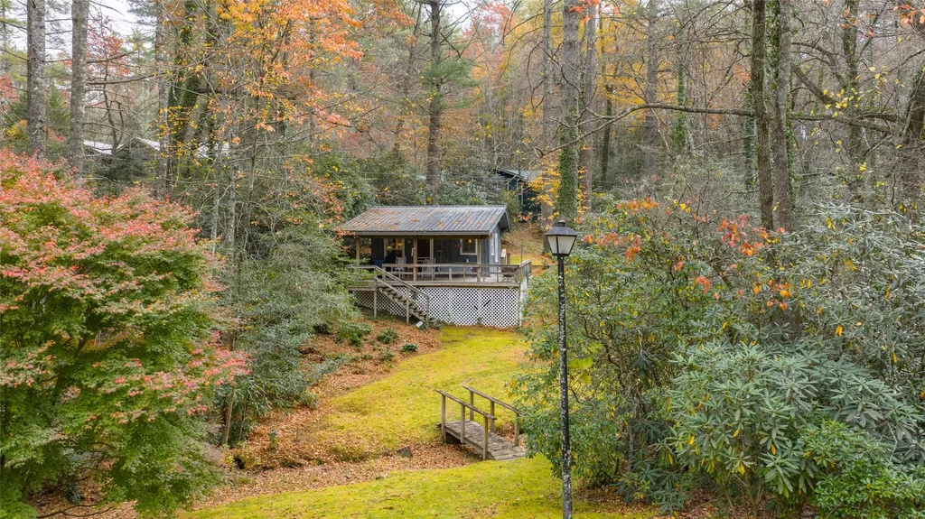 11 Sky Ranch Lane Cashiers NC 28717