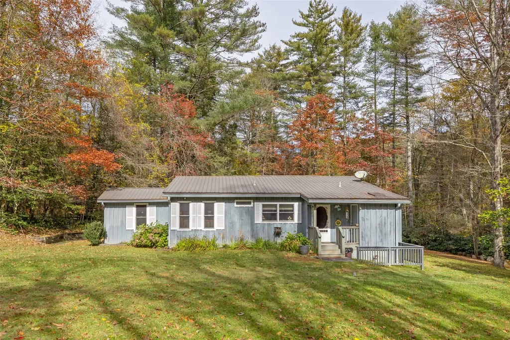 11 Sky Ranch Lane Cashiers NC 28717