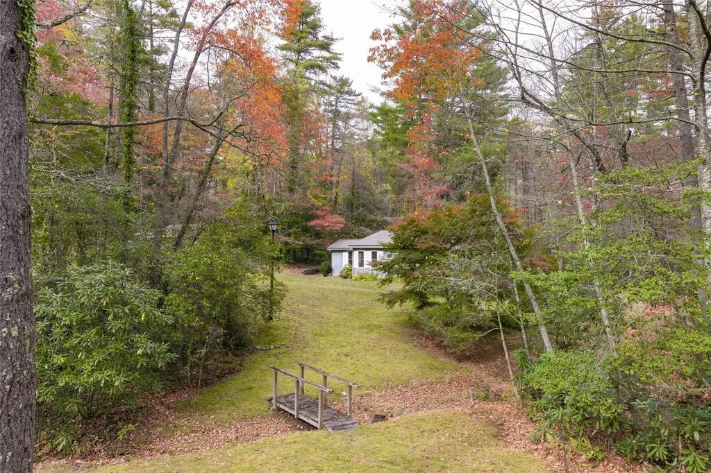 11 Sky Ranch Lane Cashiers NC 28717