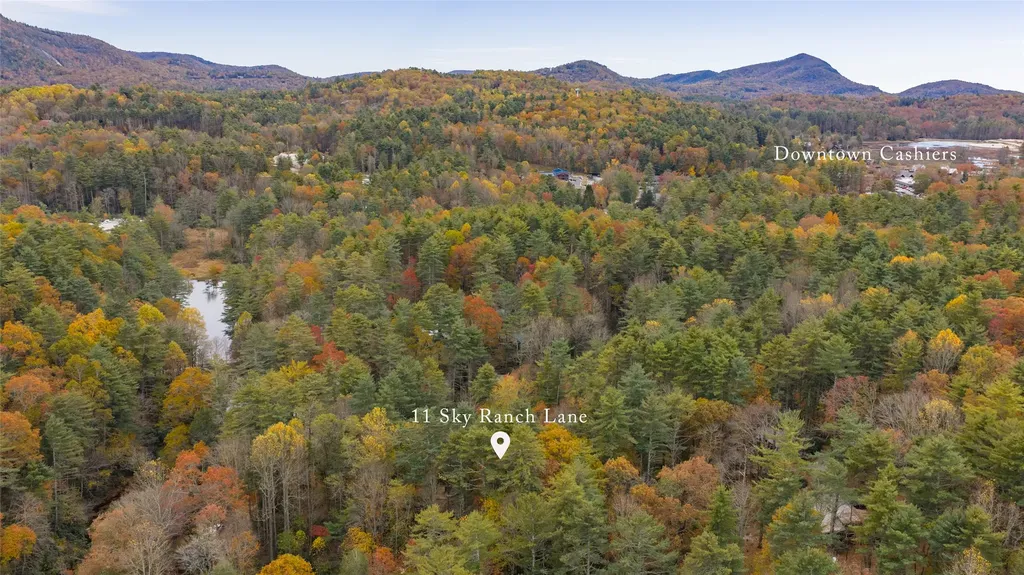 11 Sky Ranch Lane Cashiers NC 28717
