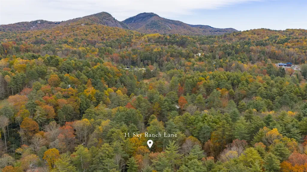 11 Sky Ranch Lane Cashiers NC 28717
