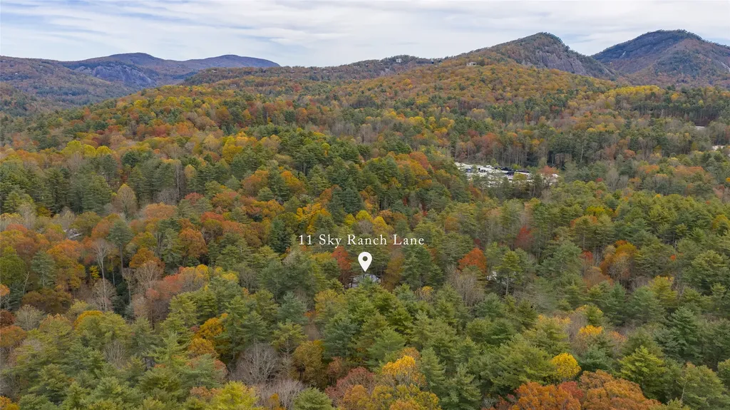 11 Sky Ranch Lane Cashiers NC 28717