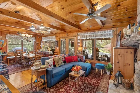 11 Sky Ranch Lane Cashiers NC 28717