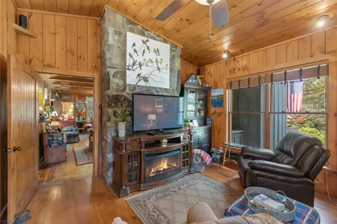 11 Sky Ranch Lane Cashiers NC 28717