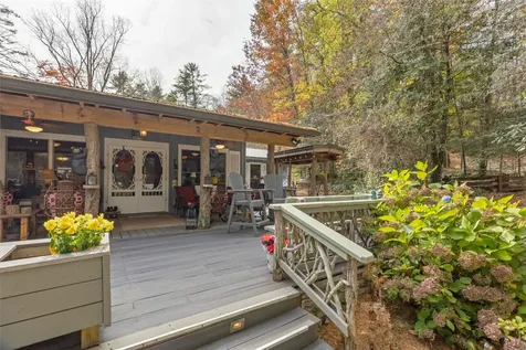 11 Sky Ranch Lane Cashiers NC 28717