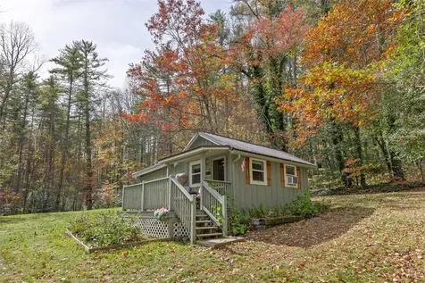 11 Sky Ranch Lane Cashiers NC 28717