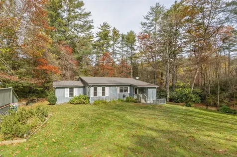 11 Sky Ranch Lane Cashiers NC 28717