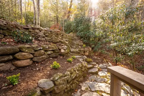 1527 Wandering Ridge Road Cashiers NC 28736