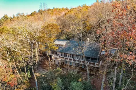 1527 Wandering Ridge Road Cashiers NC 28736
