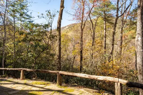1527 Wandering Ridge Road Cashiers NC 28736