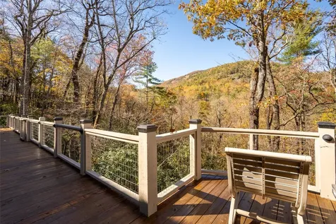 1527 Wandering Ridge Road Cashiers NC 28736