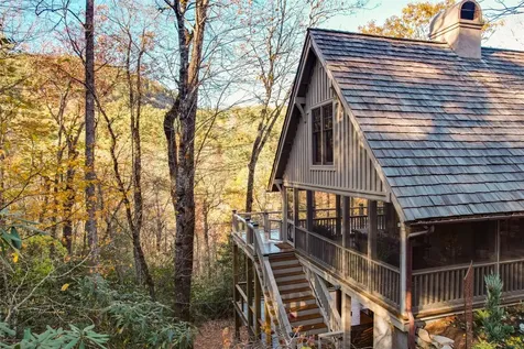 1527 Wandering Ridge Road Cashiers NC 28736
