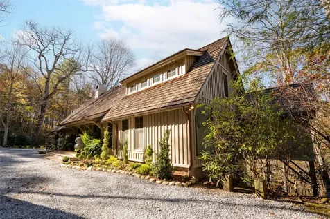 1527 Wandering Ridge Road Cashiers NC 28736