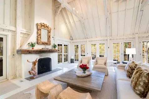 1527 Wandering Ridge Road Cashiers NC 28736