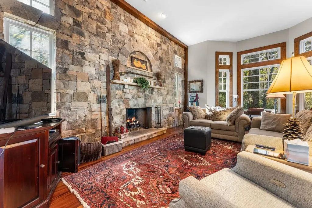 626 Ravenel Ridge Road Highlands NC 28741