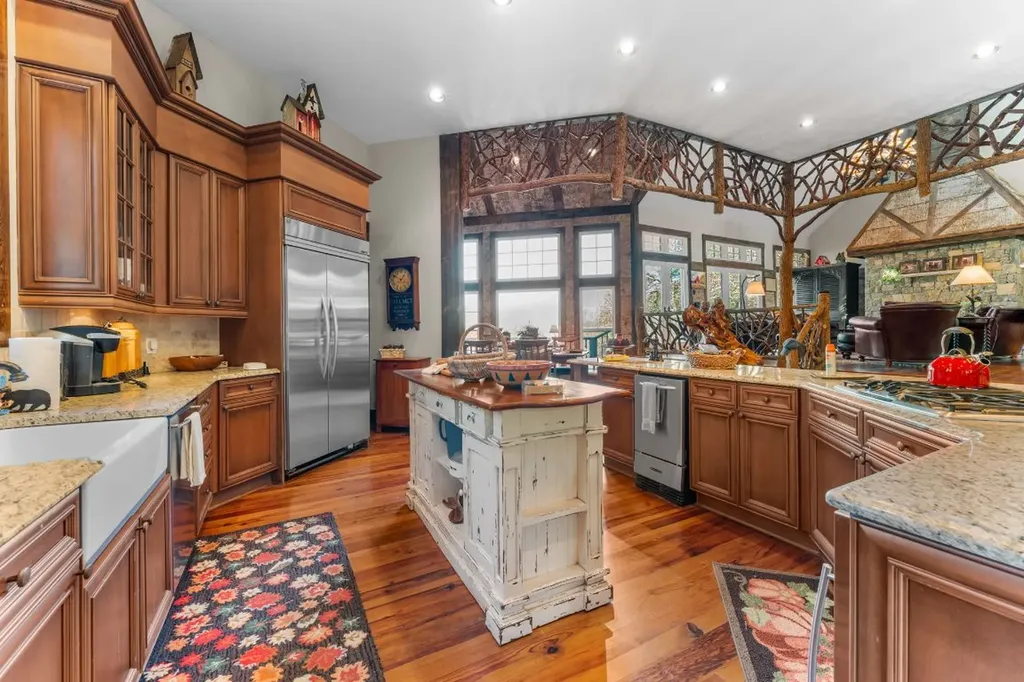 626 Ravenel Ridge Road Highlands NC 28741