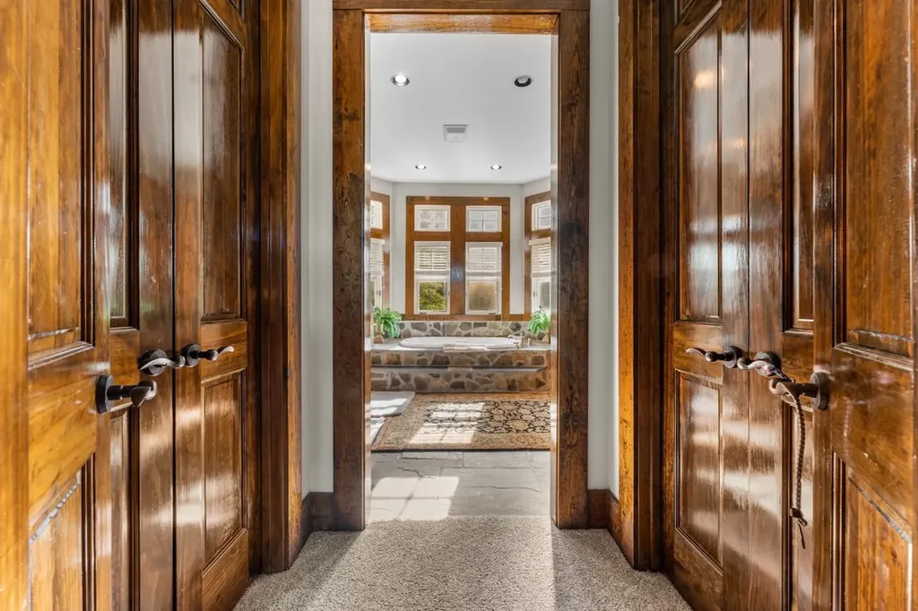 626 Ravenel Ridge Road Highlands NC 28741