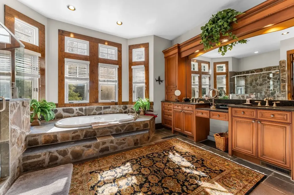 626 Ravenel Ridge Road Highlands NC 28741