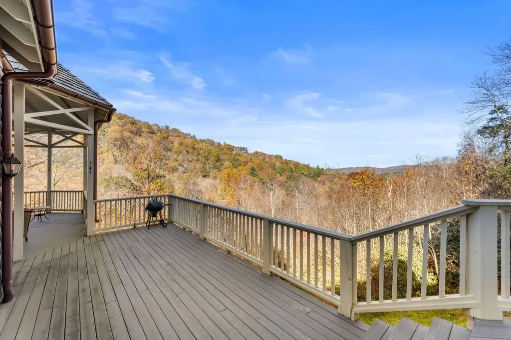 626 Ravenel Ridge Road Highlands NC 28741