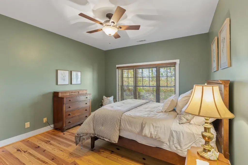 2473 Highland Gap Road Scaly Mountain NC 28775