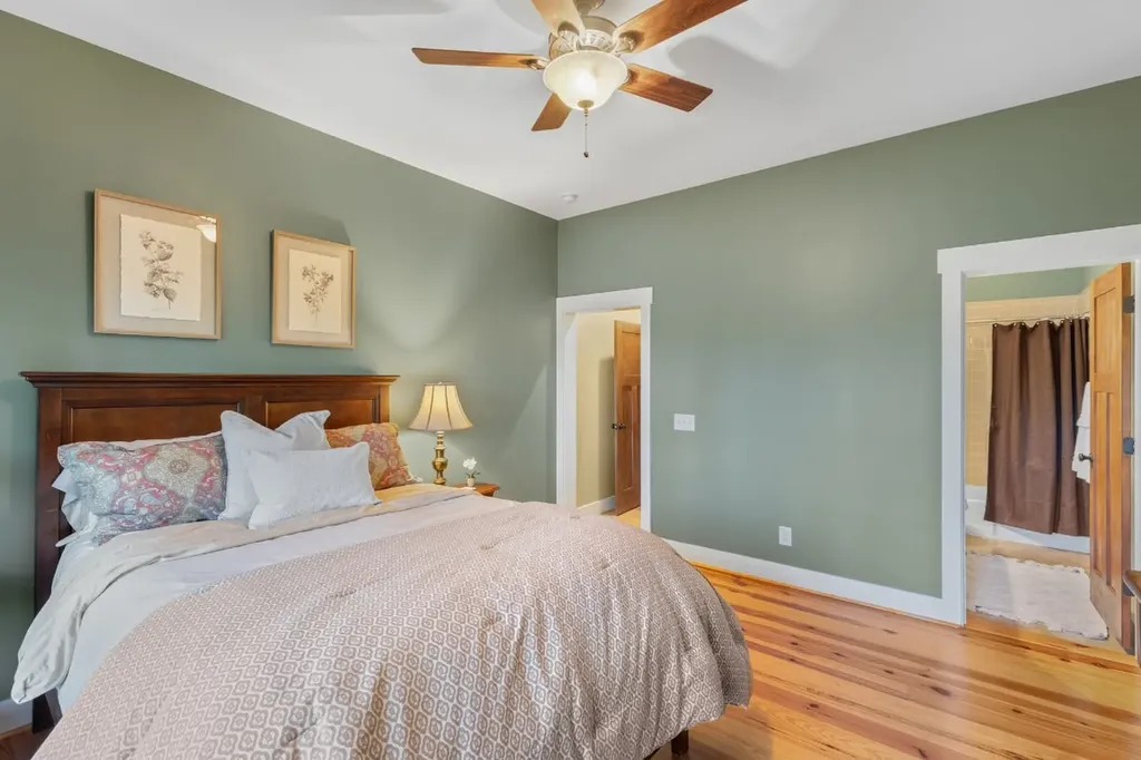 2473 Highland Gap Road Scaly Mountain NC 28775