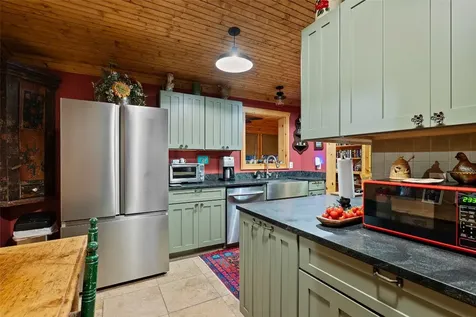 325 Owl Haven Lane Cedar Mountain NC 28718