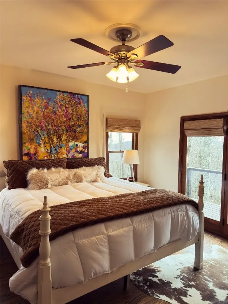 1560 Shirley Pressley Road Glenville NC 28736