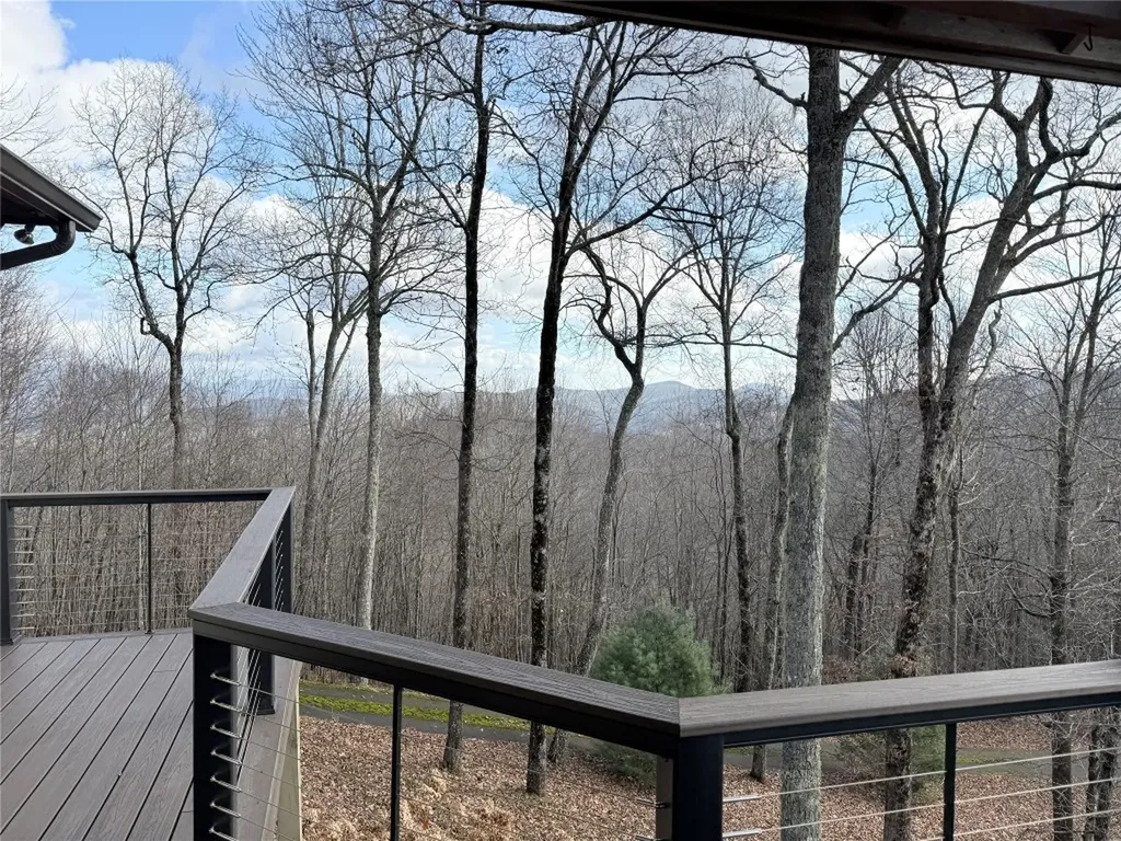 1560 Shirley Pressley Road Glenville NC 28736