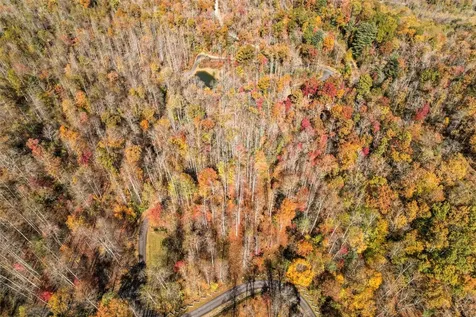 81 Pasture Road Glenville NC 28736