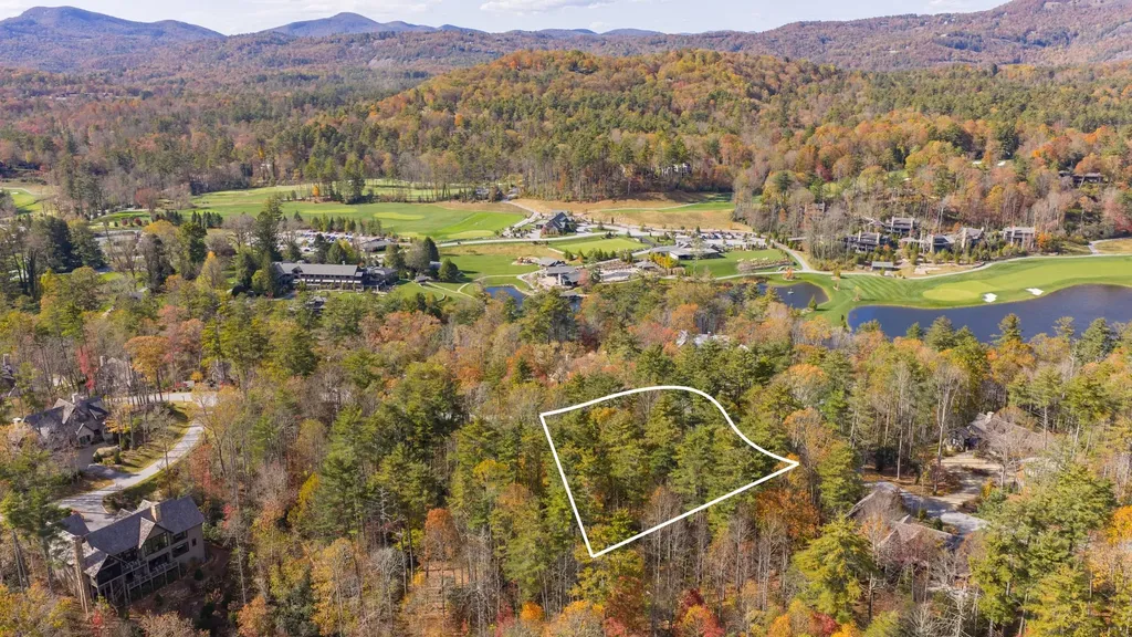 16 Flagstone Road Cashiers NC 28717