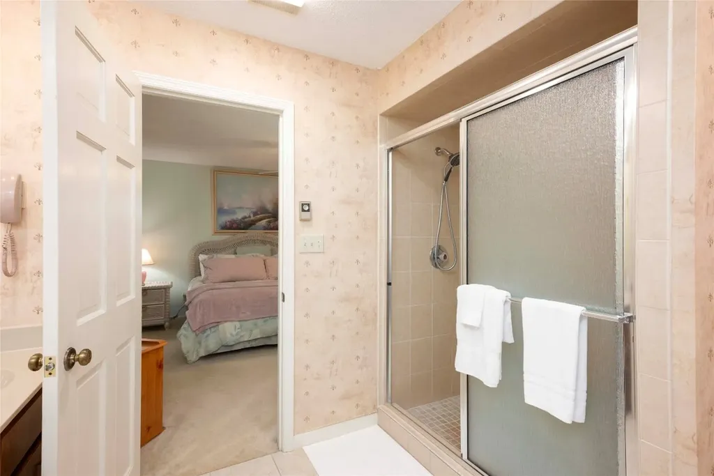 572 N. East Shore Drive Lake Toxaway NC 28747