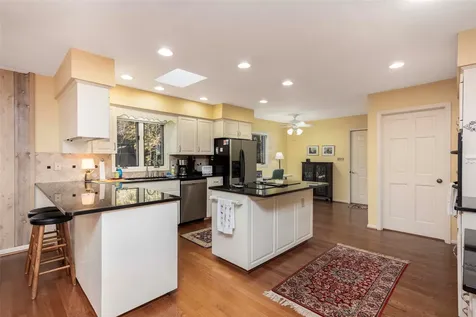 572 N. East Shore Drive Lake Toxaway NC 28747