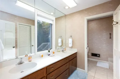 572 N. East Shore Drive Lake Toxaway NC 28747