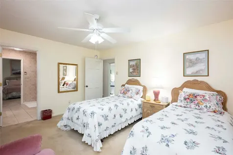 572 N. East Shore Drive Lake Toxaway NC 28747