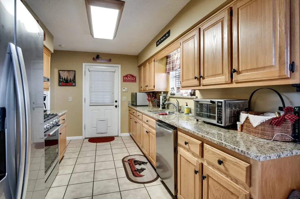 2379 Ridgepole Drive Sky Valley GA 30537
