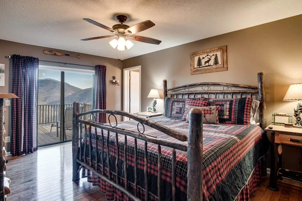 2379 Ridgepole Drive Sky Valley GA 30537
