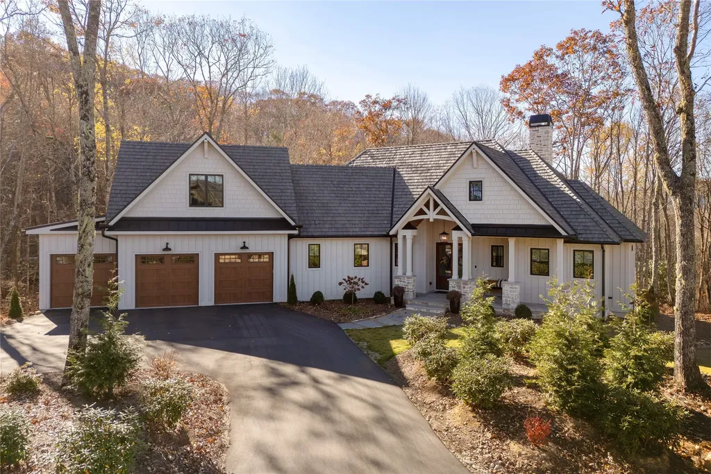 47 Noble Crest Trail Glenville NC 28736