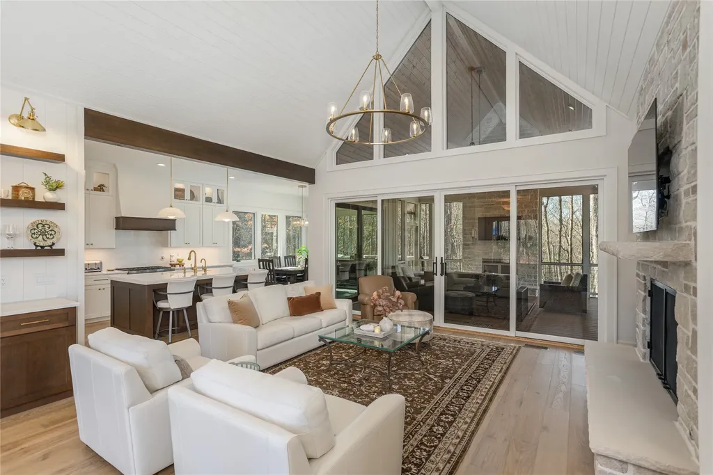 47 Noble Crest Trail Glenville NC 28736