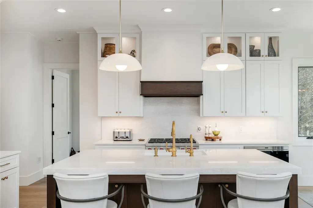 47 Noble Crest Trail Glenville NC 28736