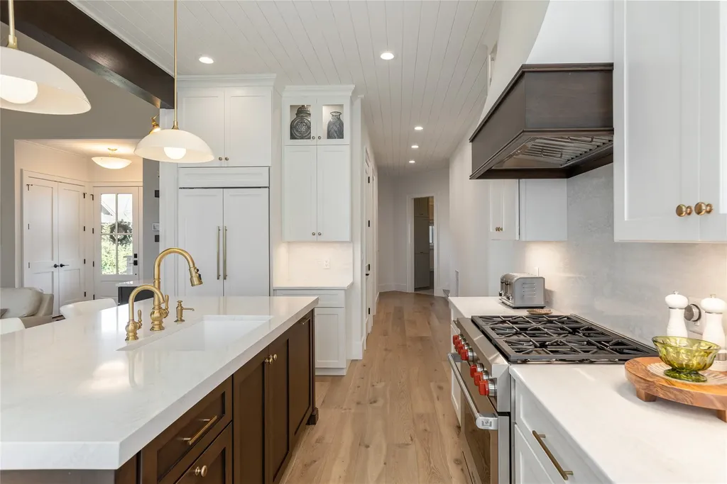 47 Noble Crest Trail Glenville NC 28736